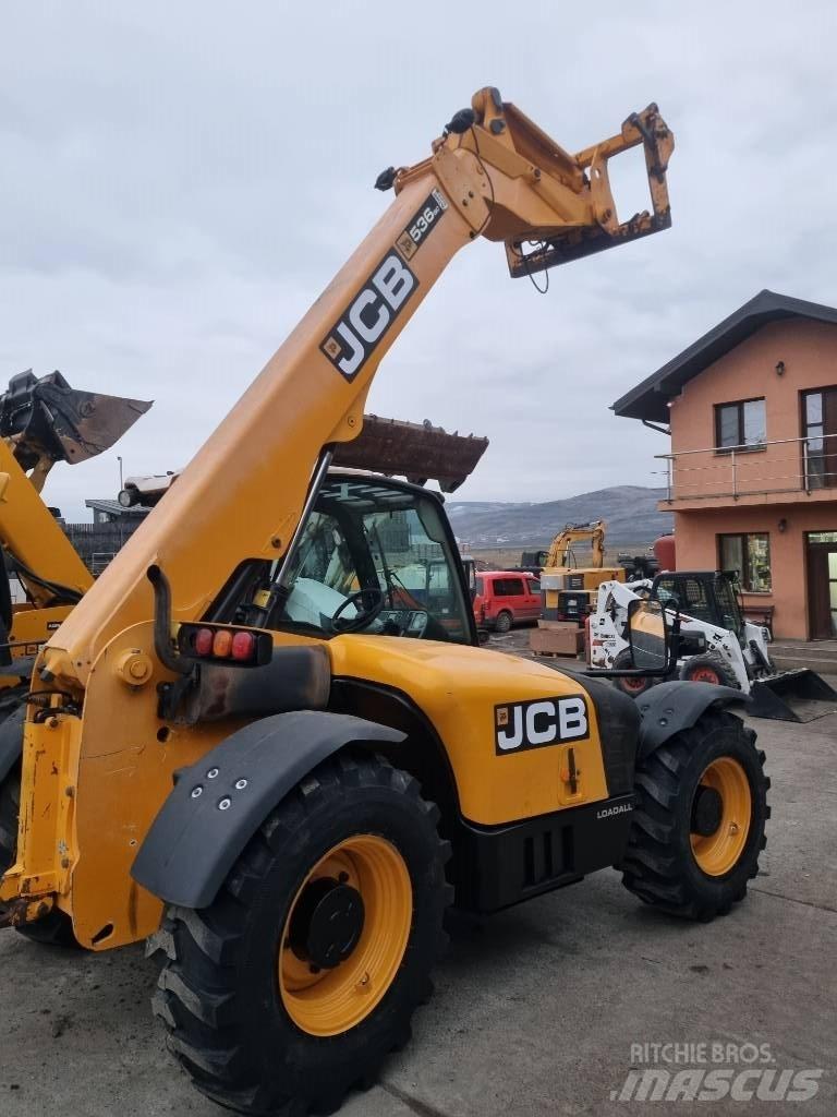 JCB 536-60 مناولات متداخلة