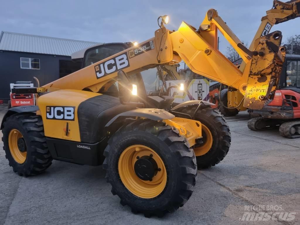 JCB 536-60 مناولات متداخلة