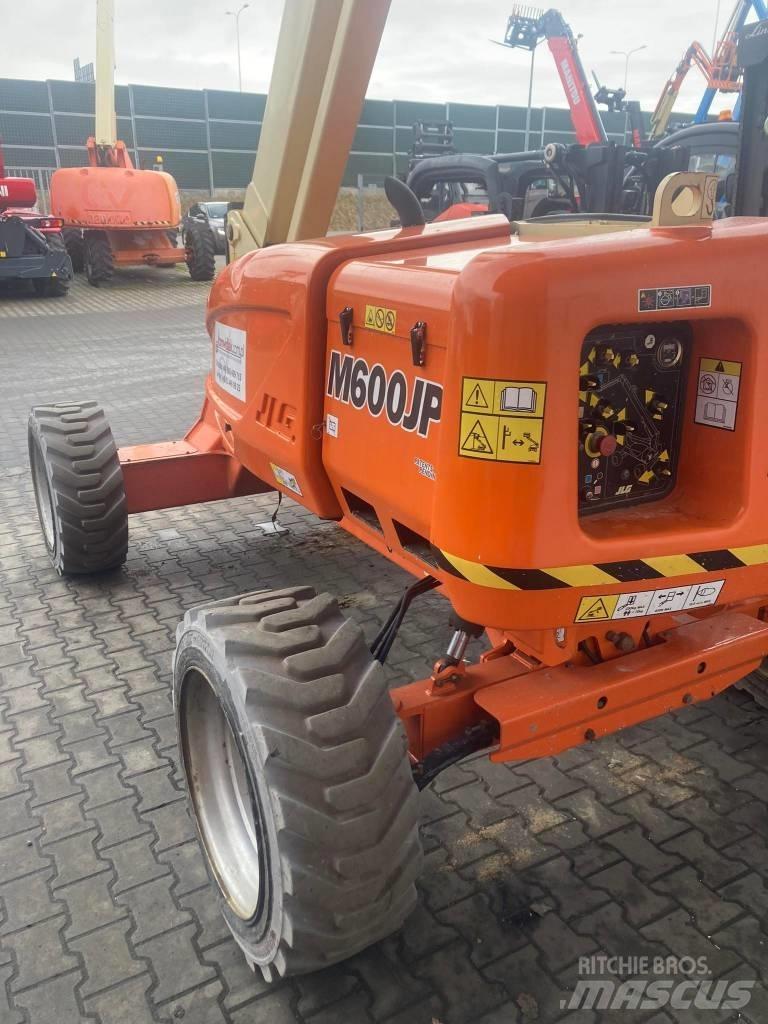 JLG M 600 JP رافعات سلة مفصلية