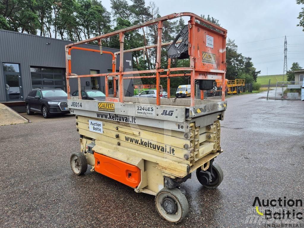 JLG 3246 ES رافعات مقصية الشكل