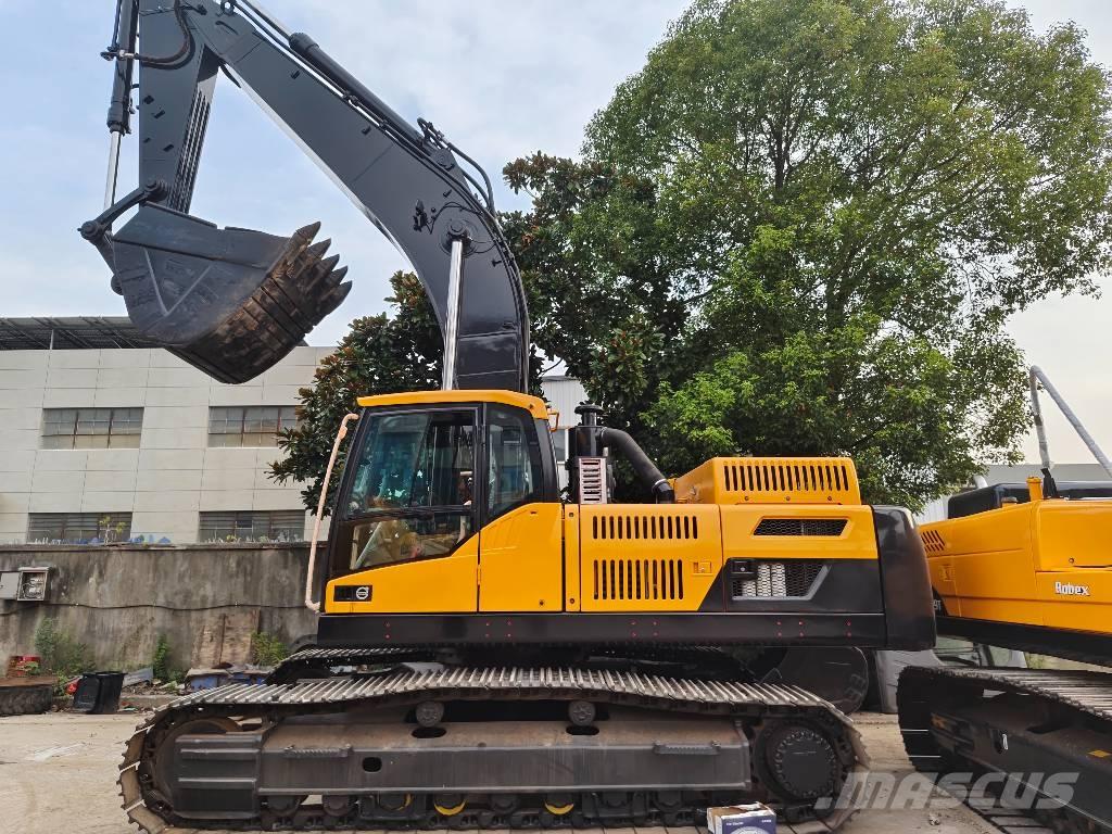 Volvo EC 380 D L حفارات زحافة