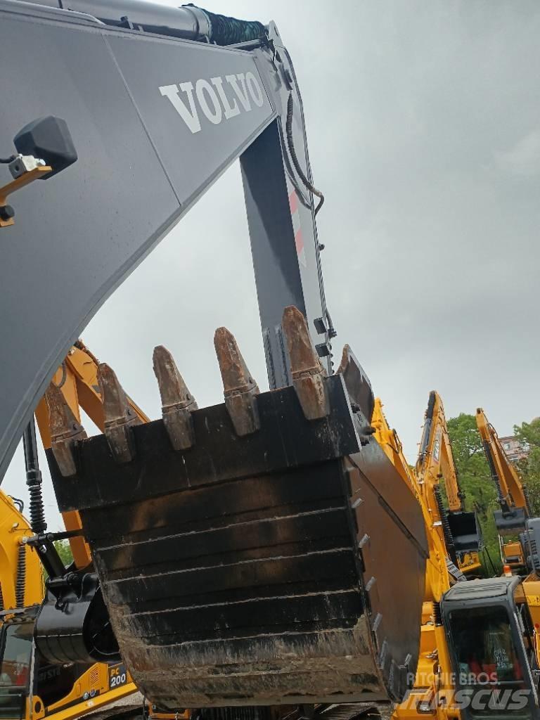 Volvo EC 210 حفارات زحافة