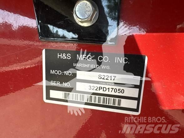 H&S 2217 معدات توزيع السماد العضوي