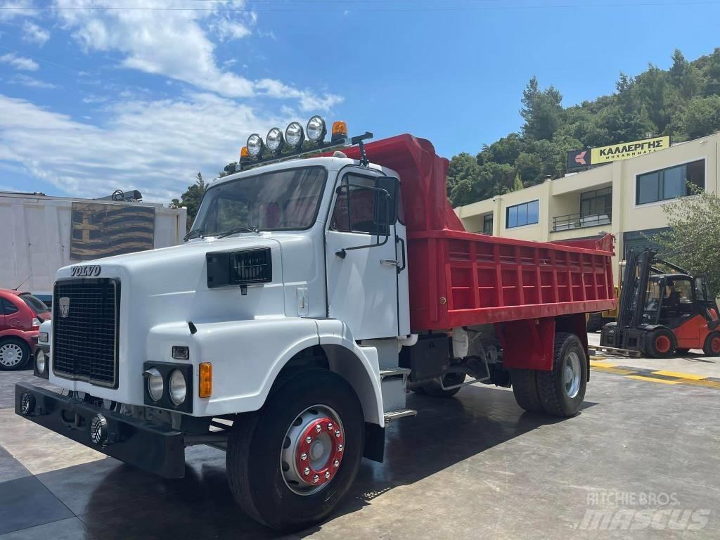 Volvo N10 ST شاحنات قلابة