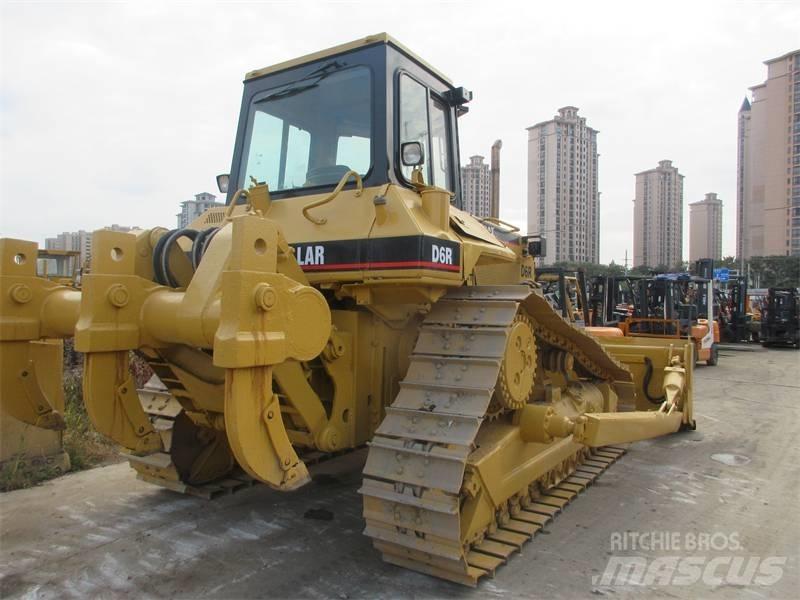 CAT D 6 R معدات تمهيد الطرق