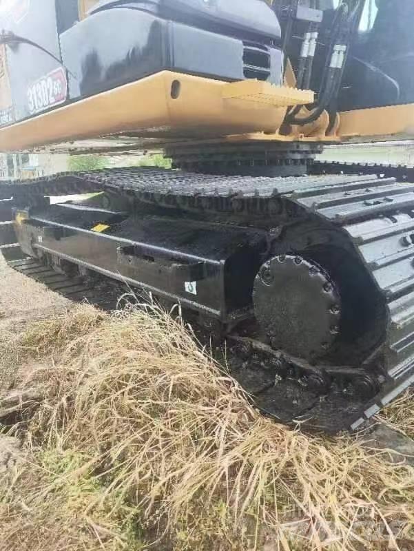CAT 313 D2 GC حفارات زحافة