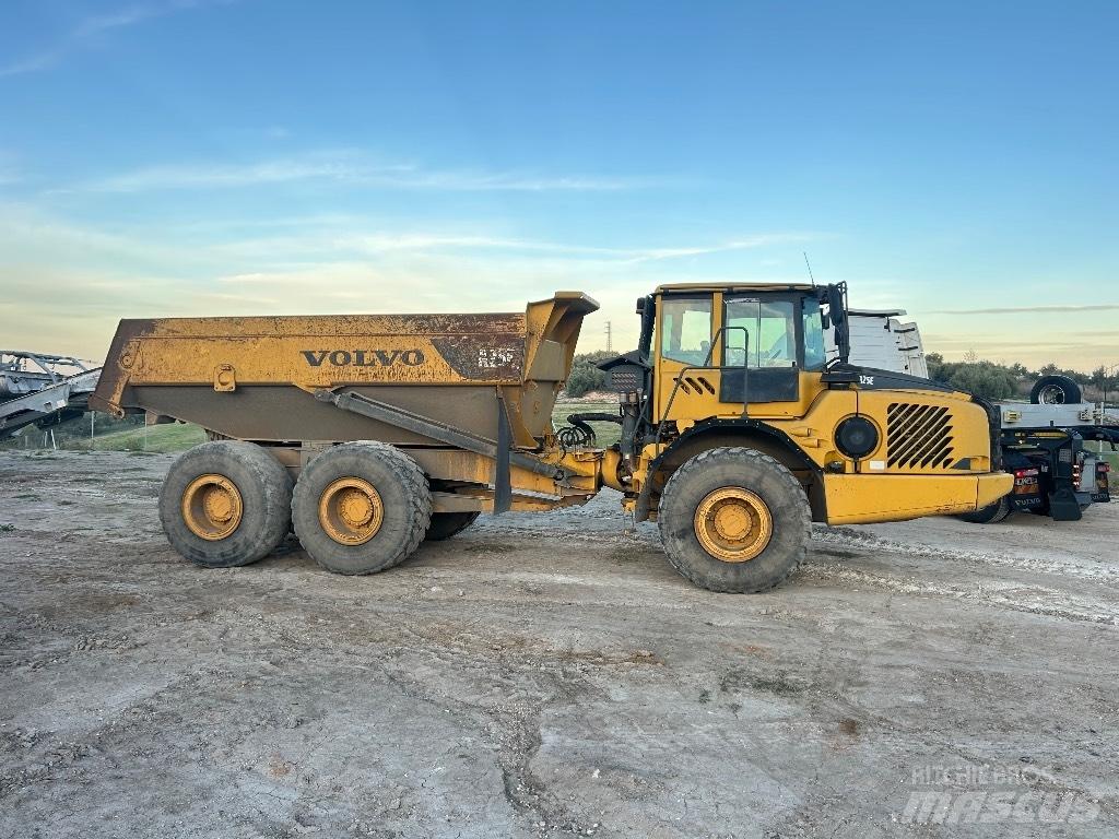 Volvo A 25 E ساحبات مفصلية