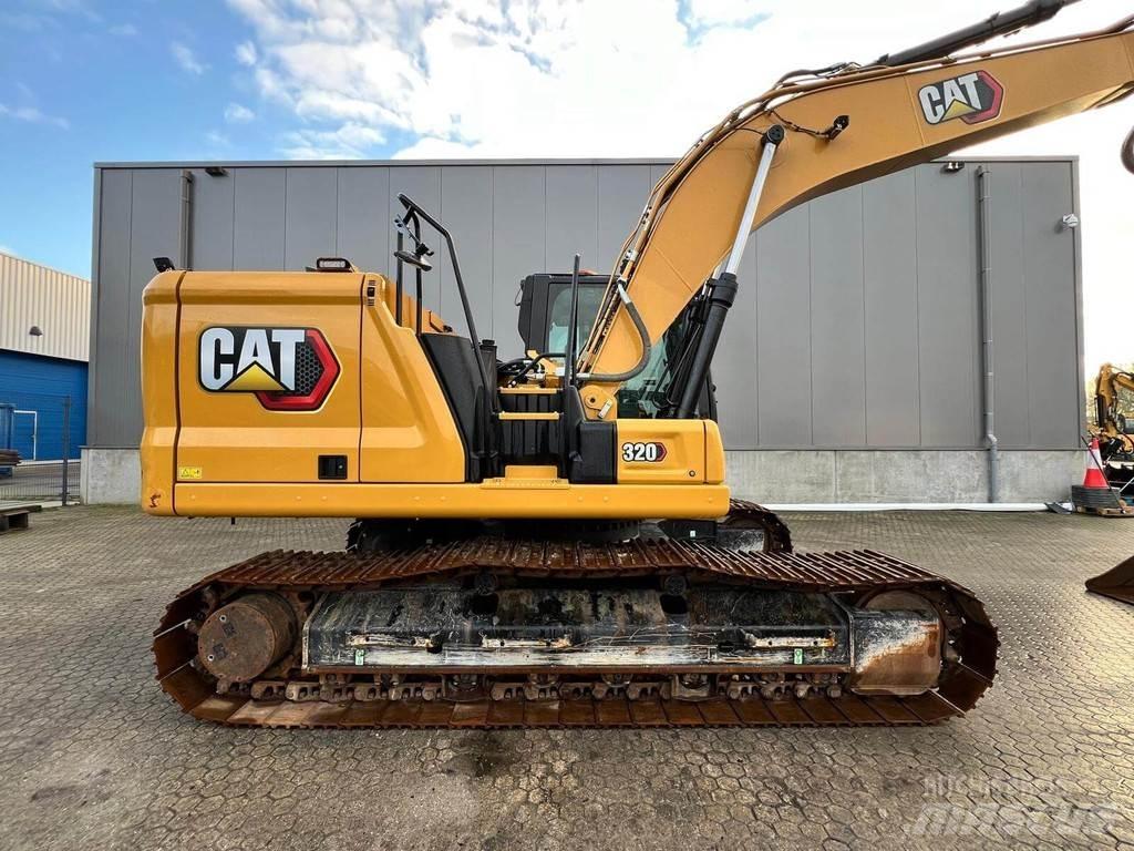 CAT 320-07 حفارات زحافة