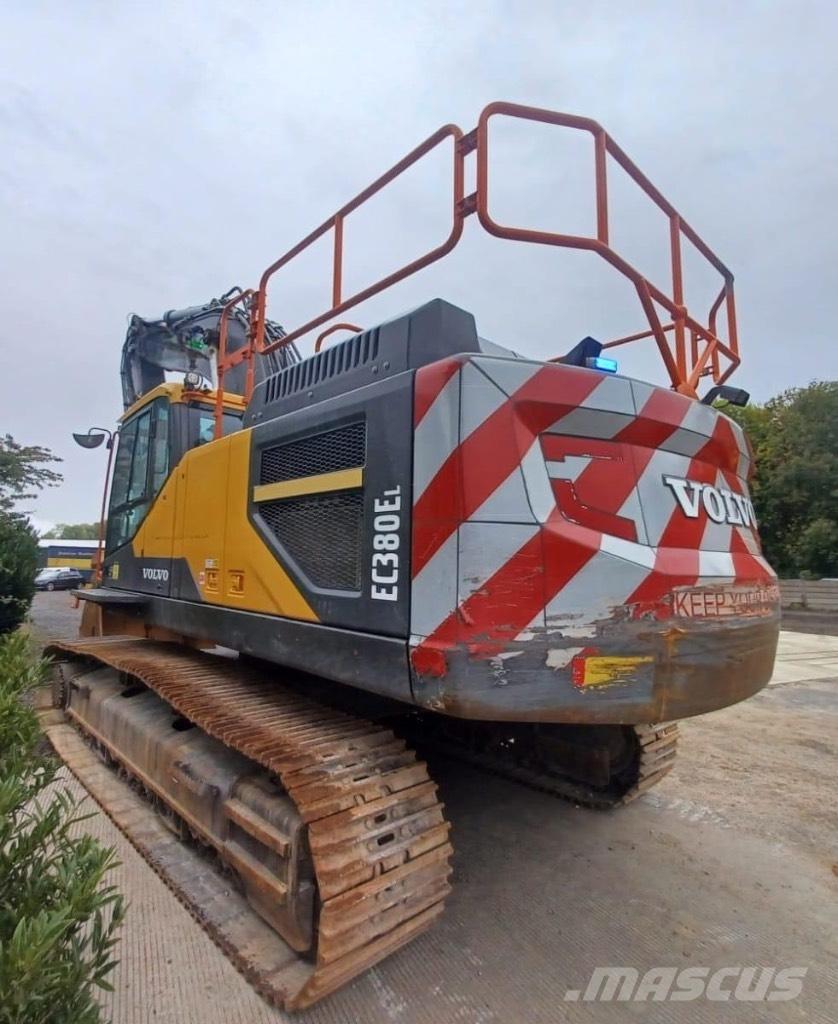 Volvo EC380EL حفارات زحافة