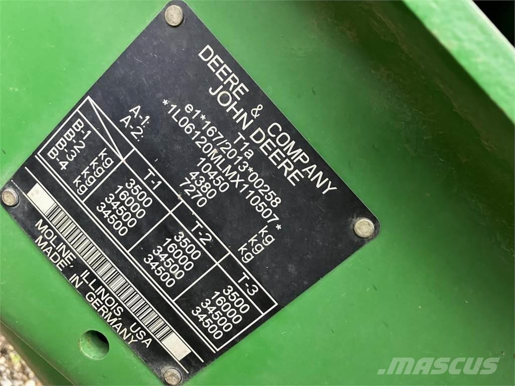 John Deere 6120M الجرارات