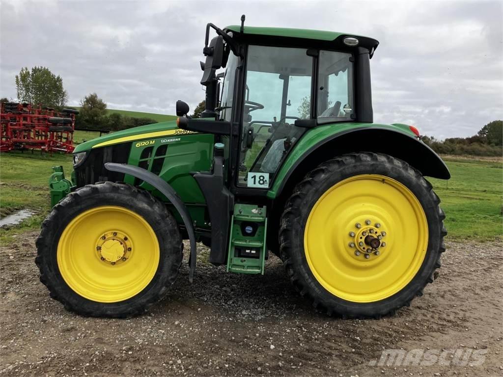 John Deere 6120M الجرارات