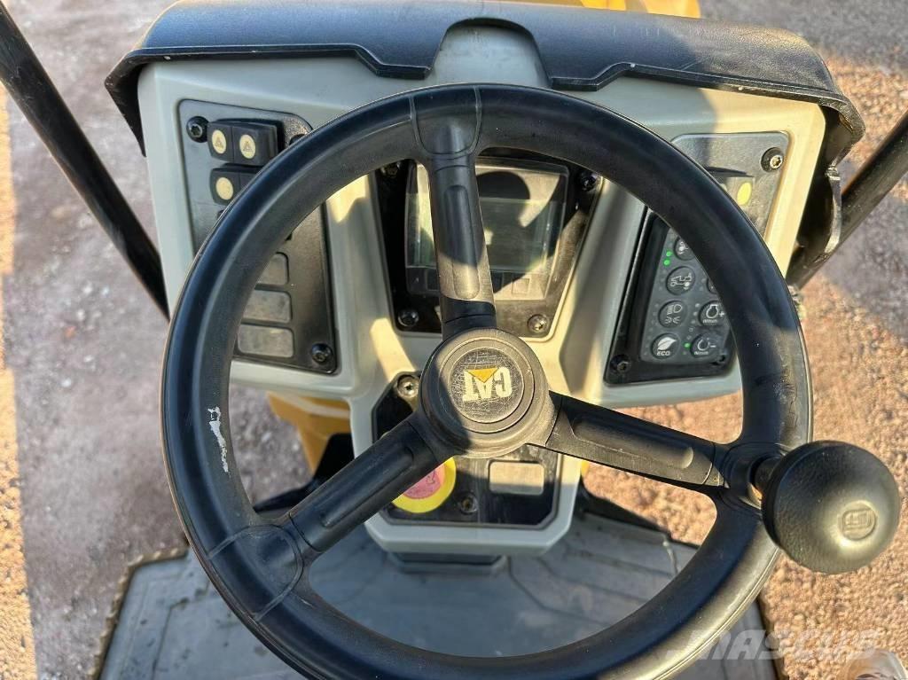 CAT CB 24 B مداحل ثنائية الاسطوانة