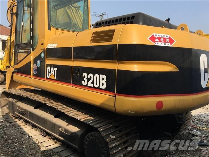 CAT 320 B حفارات زحافة