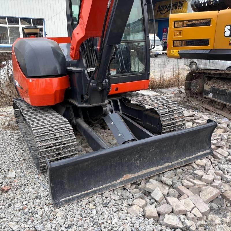 Kubota KX 183 حفارات زحافة