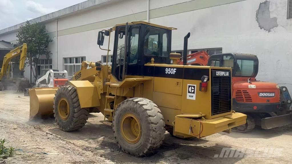 CAT 950 F لوادر بعجل