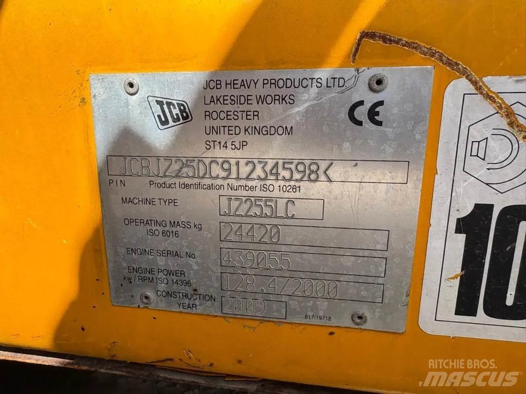 JCB JZ 255LC حفارات زحافة