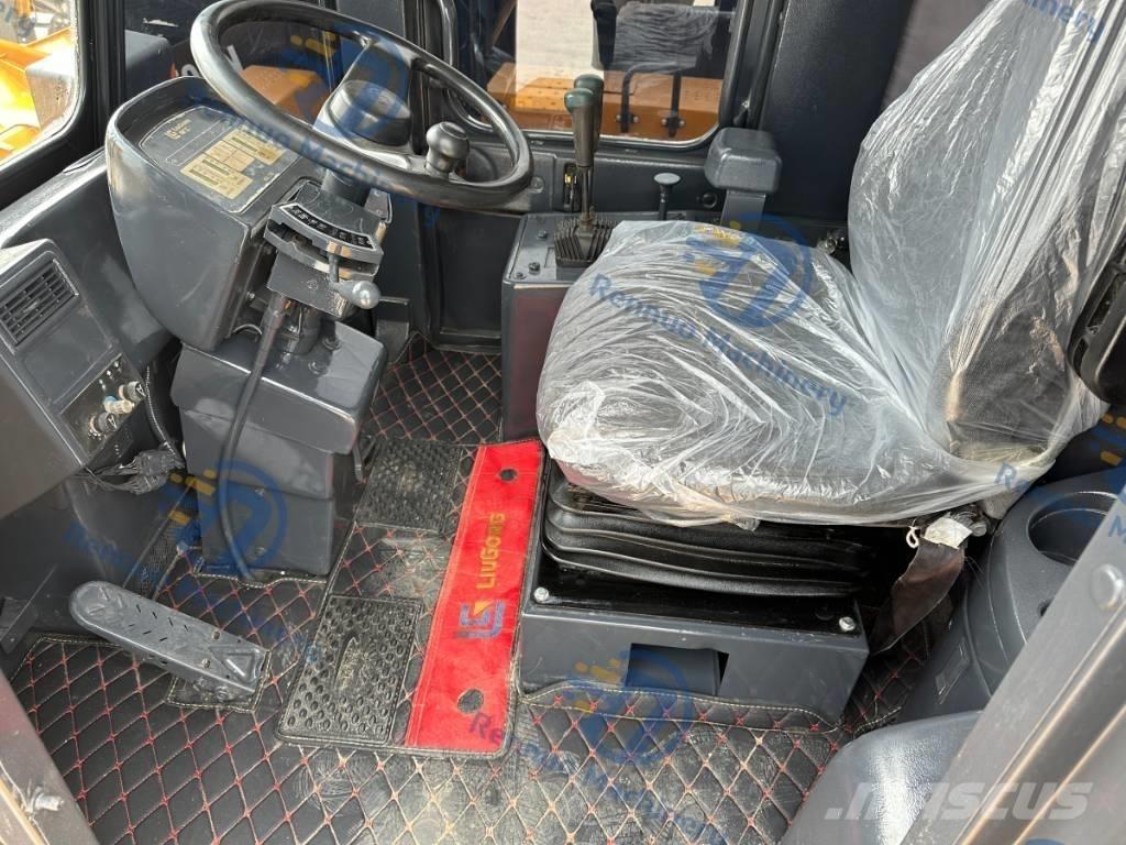 LiuGong CLG856 لوادر بعجل