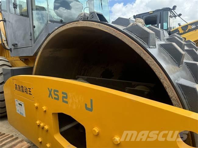 XCMG XS 223 J مداحل أحادية الأسطوانة