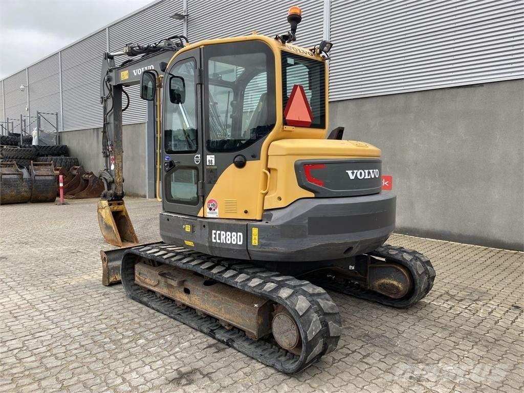 Volvo ECR88 حفارات بعجل