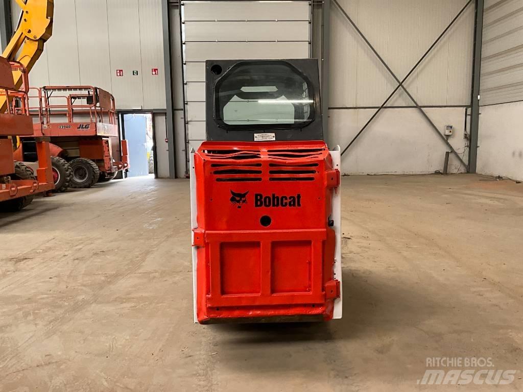 Bobcat S 70 لوادر انزلاقية التوجيه