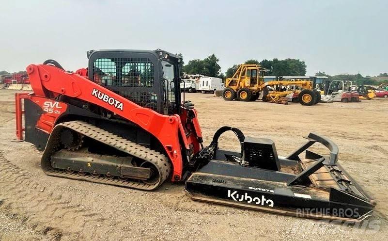 Kubota SVL 95-2 لوادر انزلاقية التوجيه
