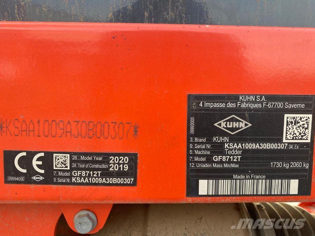 Kuhn GF8712T مكابس وميبسات التبن