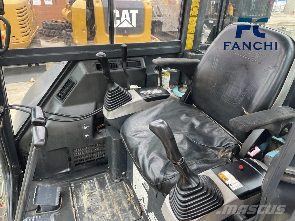 Komatsu PC 55 MR حفارات زحافة