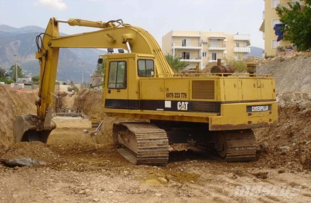 CAT 235 C حفارات زحافة