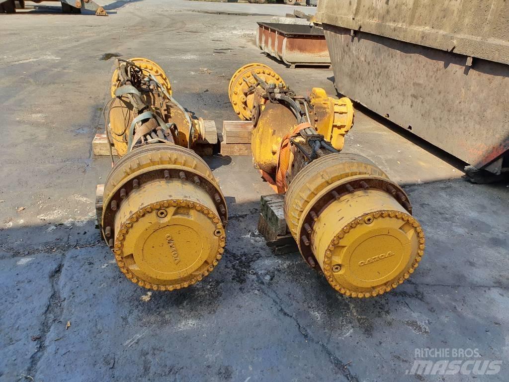 Volvo A 40 D محور العجلة