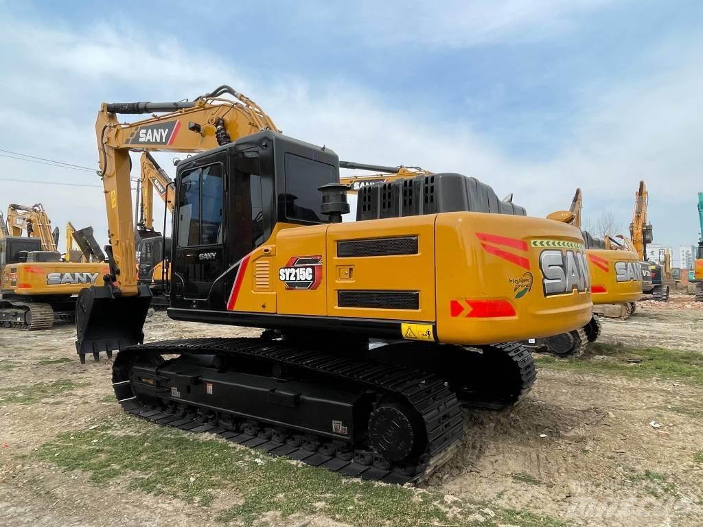 Sany SY 215 C حفارات زحافة