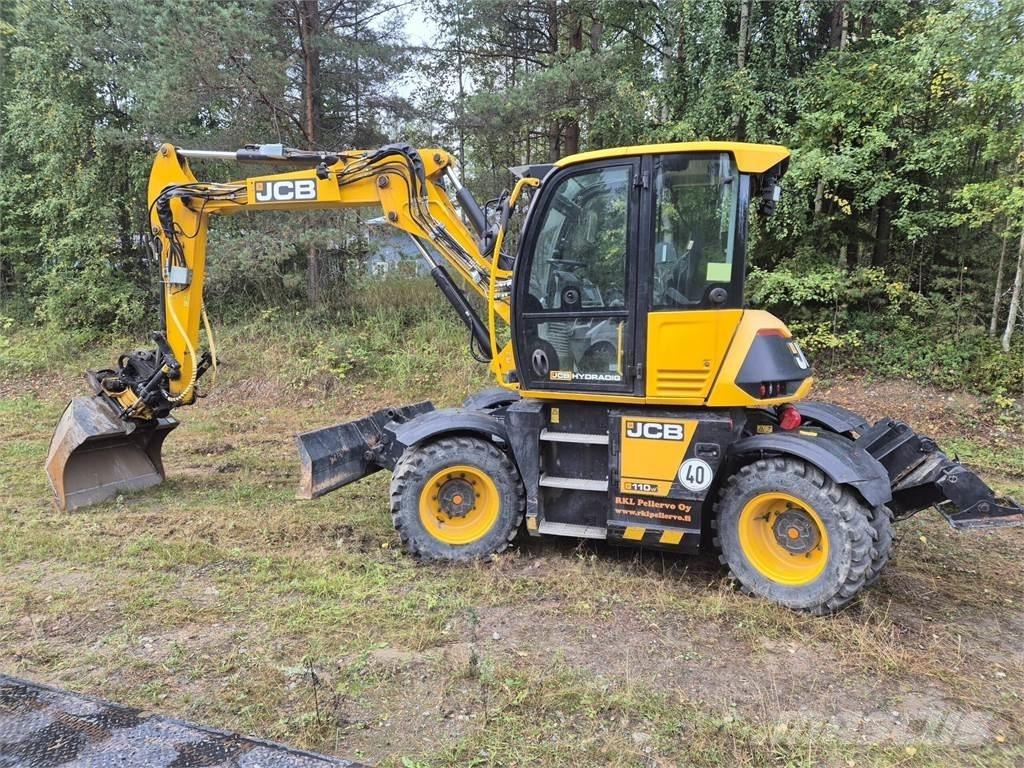 JCB 110W Hydradig حفارات بعجل