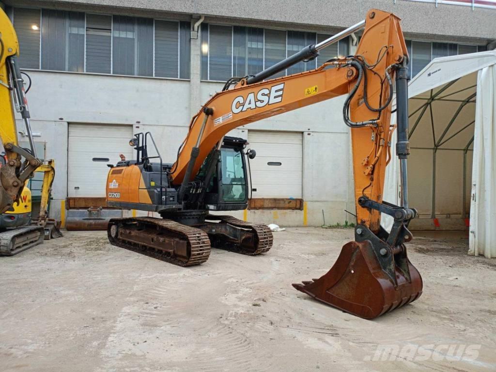 CASE CX 210 D حفارات زحافة
