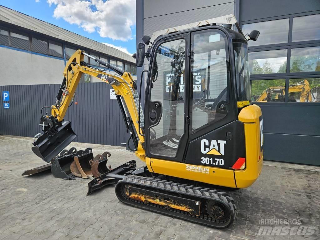 CAT 301.7 D حفارات صغيرة أقل من 7 طن (حفارات صغيرة)