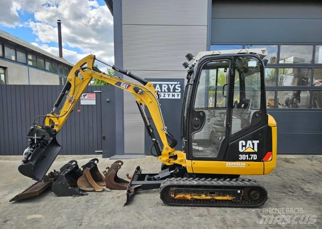 CAT 301.7 D حفارات صغيرة أقل من 7 طن (حفارات صغيرة)