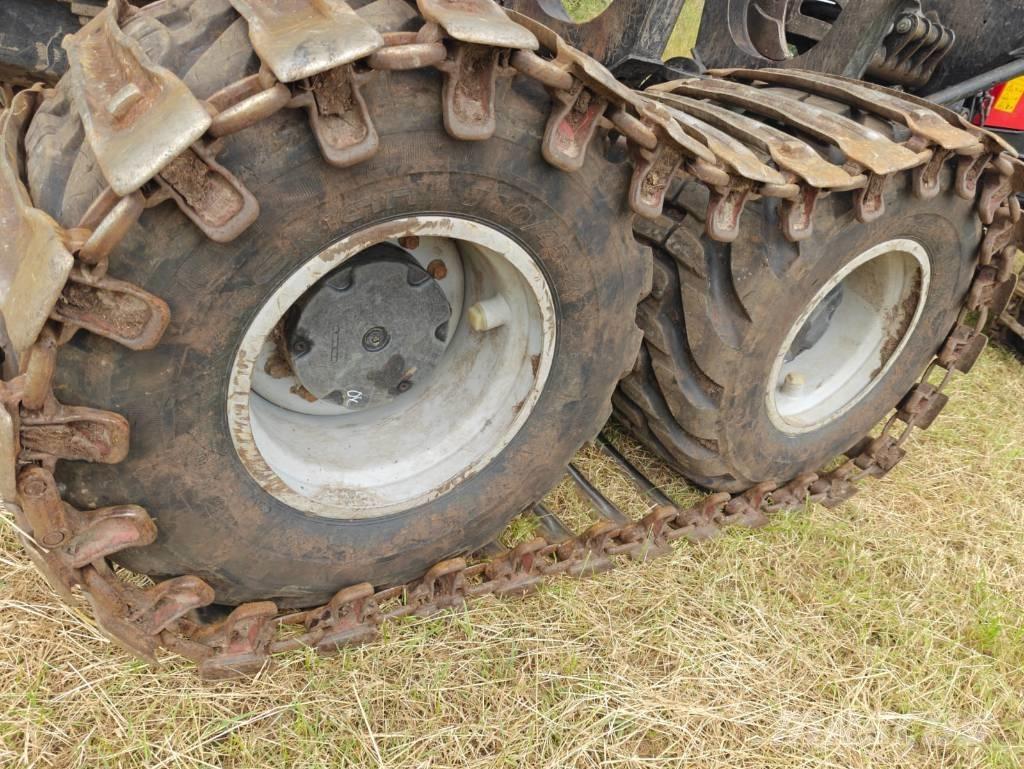 Komatsu 855 شاحنات