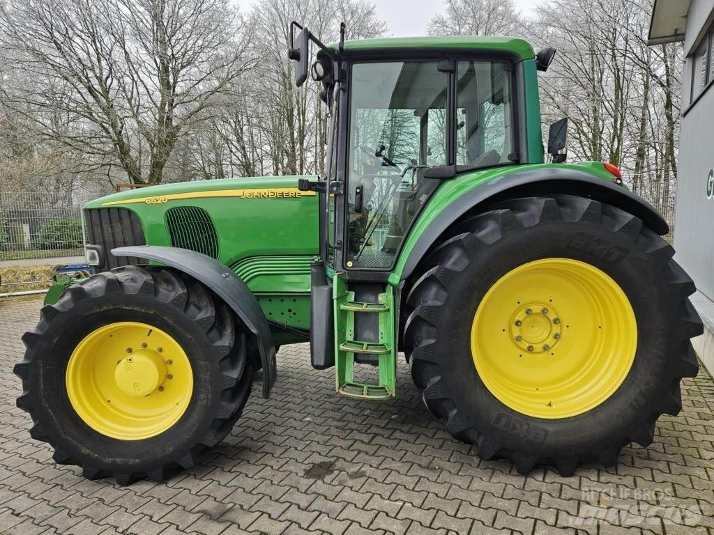 John Deere 6520 الجرارات