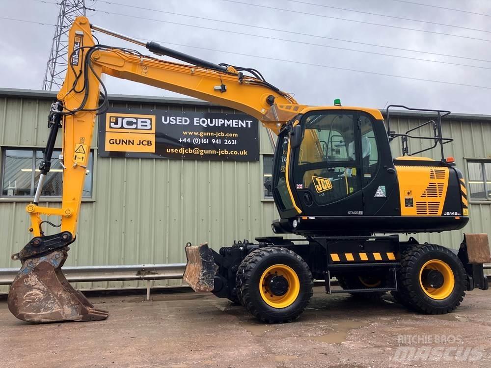 JCB JS145W حفارات بعجل