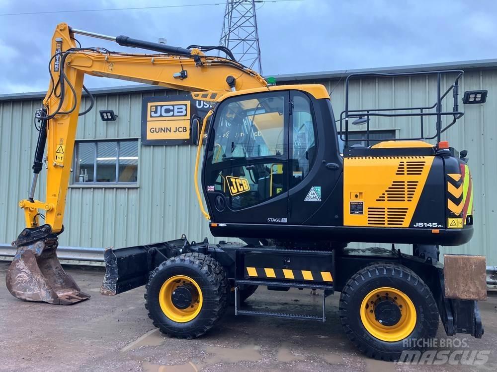 JCB JS145W حفارات بعجل