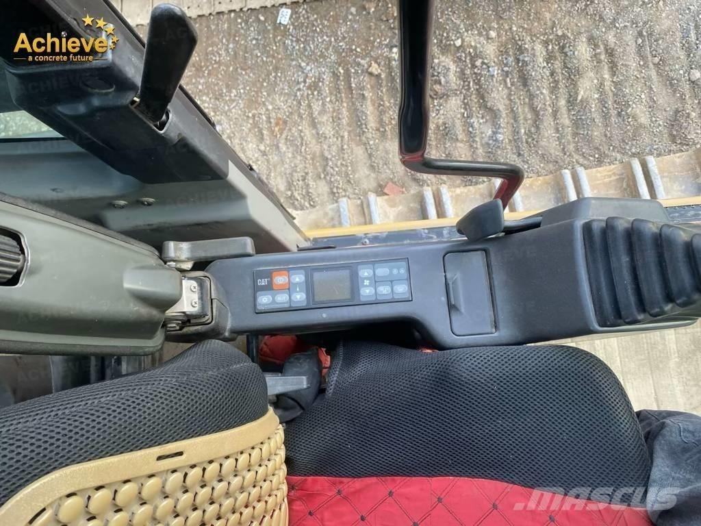 CAT 336D2 حفارات زحافة