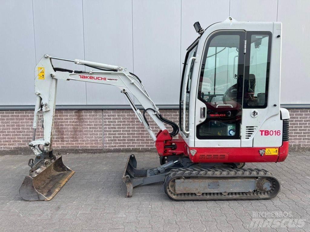 Takeuchi TB016 حفارات صغيرة أقل من 7 طن (حفارات صغيرة)
