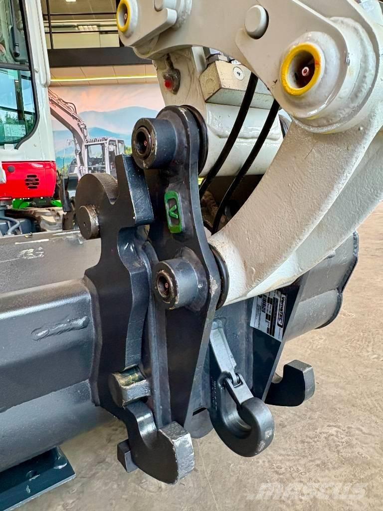 Takeuchi TB 216 حفارات صغيرة أقل من 7 طن (حفارات صغيرة)