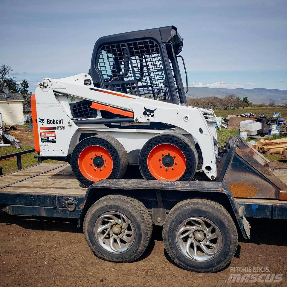 Bobcat S 450 لوادر انزلاقية التوجيه