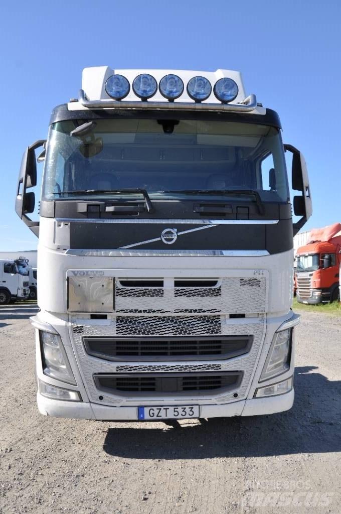 Volvo FH500 6X2 شاحنات الحاويات