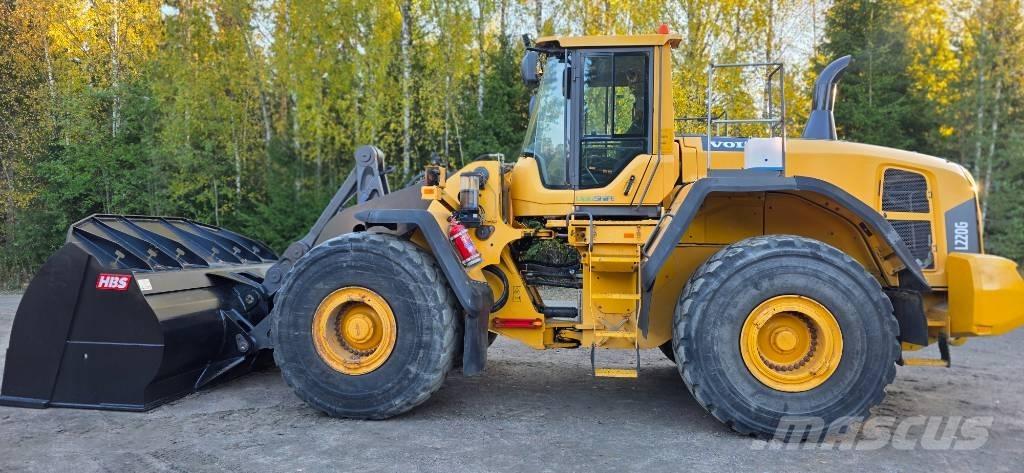 Volvo L 220 G لوادر بعجل