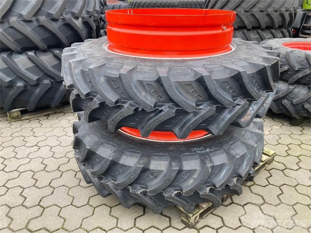 Petlas 420/85 R38 الإطارات والعجلات والحافات