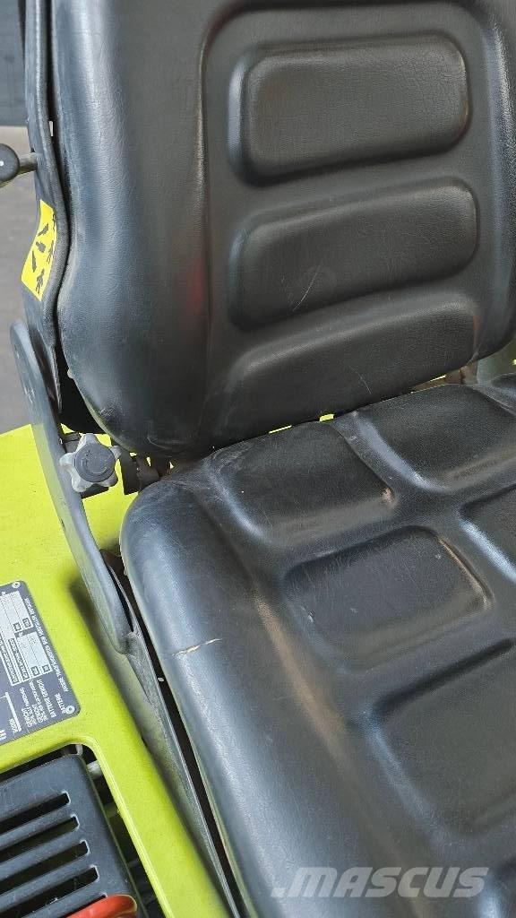 Clark TM 12 SN شاحنات ذات رافعات شوكية تعمل بالكهرباء