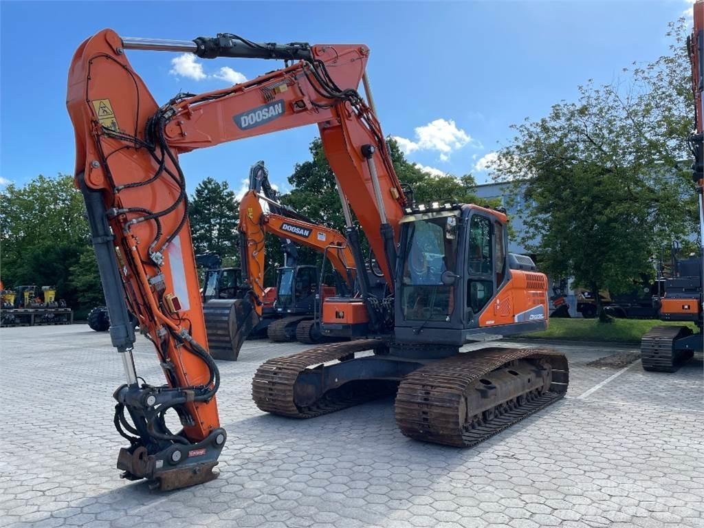 Doosan DX235LC-5 حفارات زحافة