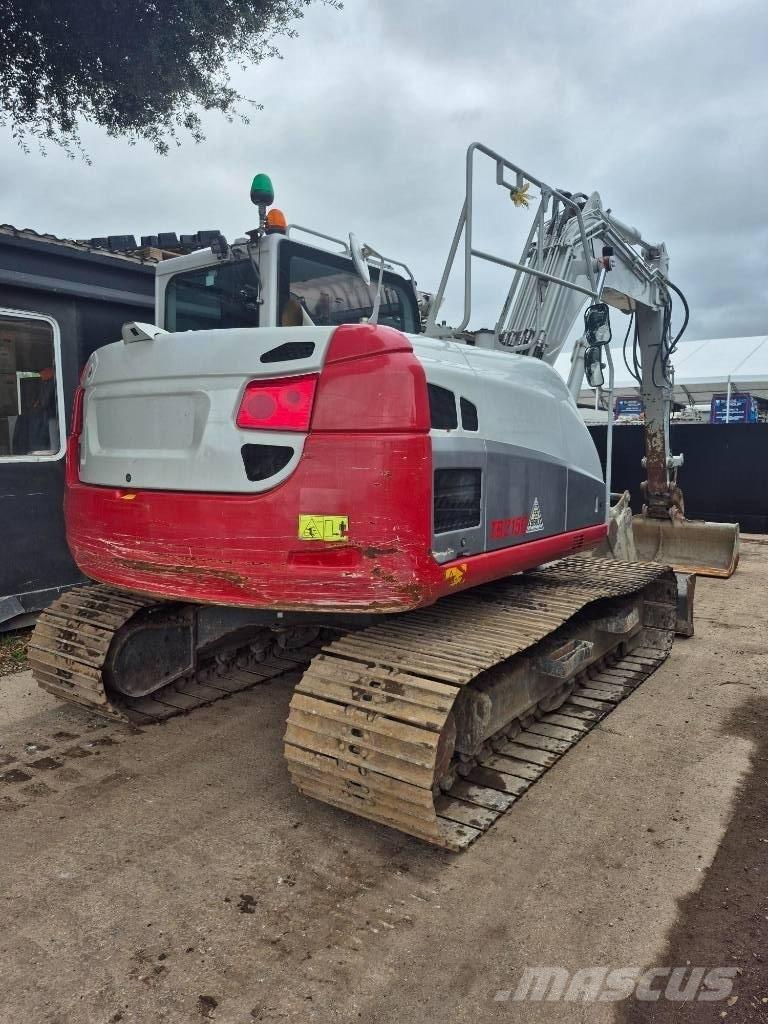 Takeuchi TB 2150 حفارات زحافة