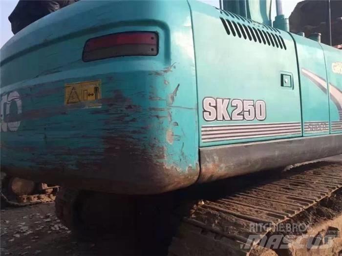 Kobelco SK 250-8 حفارات زحافة