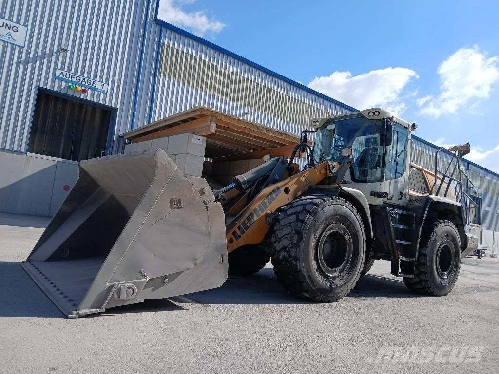 Liebherr L 550 لوادر بعجل